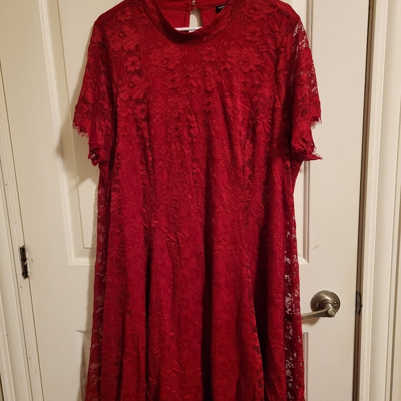 Dress - Picture 1 of 2